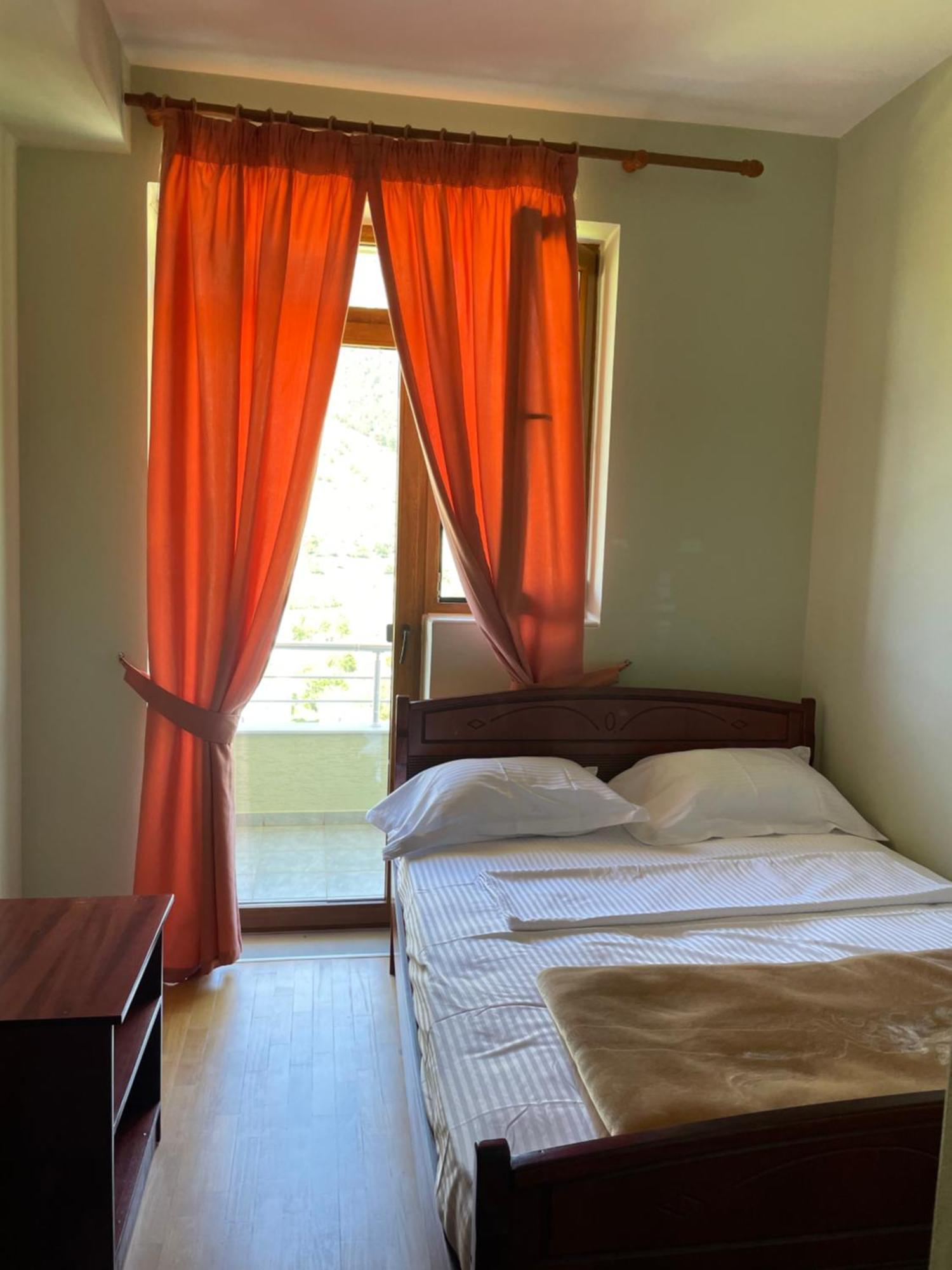 Lura Hotel Fushe-Lure 외부 사진